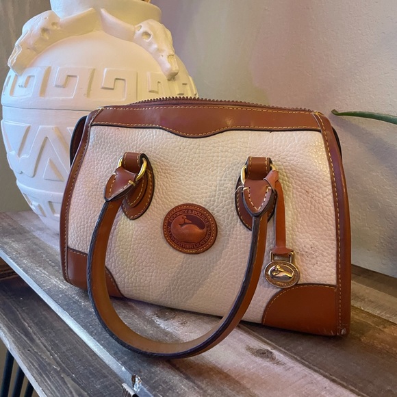 Dooney & Bourke Bags Vintage Fake Dooney And Bourke Purse Poshmark